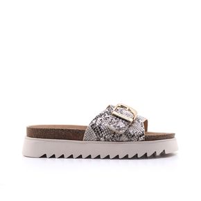 Γυναικείες Σαγιονάρες Tamaris 27401 Μπεζ EcoLeather image